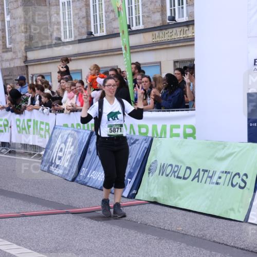 07.09.2025 - BARMER Alsterlauf Strokosch-Dieckow http://msf.ph/oto/8716783 07.09.2025 10:44:46 Ziel 5871 meine-sportfotos.de