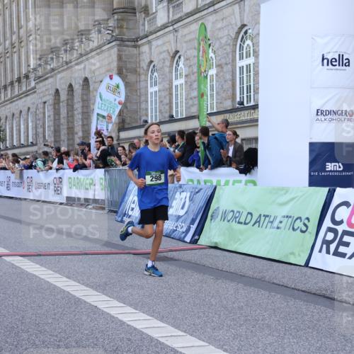 07.09.2025 - BARMER Alsterlauf Strokosch-Dieckow http://msf.ph/oto/8716863 07.09.2025 10:50:12 Ziel 180, 275, 298 meine-sportfotos.de