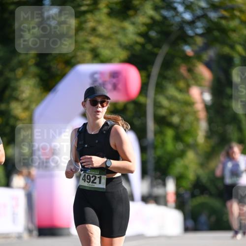 07.09.2025 - BARMER Alsterlauf Dr. Thomas Lammeyer http://msf.ph/oto/8716881 07.09.2025 09:56:29 Laufen 4921 meine-sportfotos.de