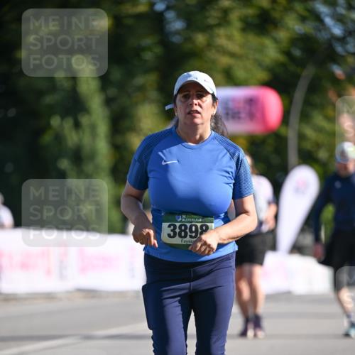 07.09.2025 - BARMER Alsterlauf Dr. Thomas Lammeyer http://msf.ph/oto/8716897 07.09.2025 09:56:37 Laufen 36, 3898 meine-sportfotos.de