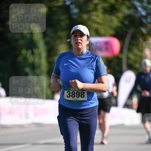 07.09.2025 - BARMER Alsterlauf Dr. Thomas Lammeyer http://msf.ph/oto/8716898 07.09.2025 09:56:37 Laufen 3898 meine-sportfotos.de