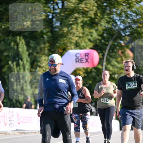 07.09.2025 - BARMER Alsterlauf Dr. Thomas Lammeyer http://msf.ph/oto/8716914 07.09.2025 09:56:42 Laufen 35, 2642, 2563 meine-sportfotos.de