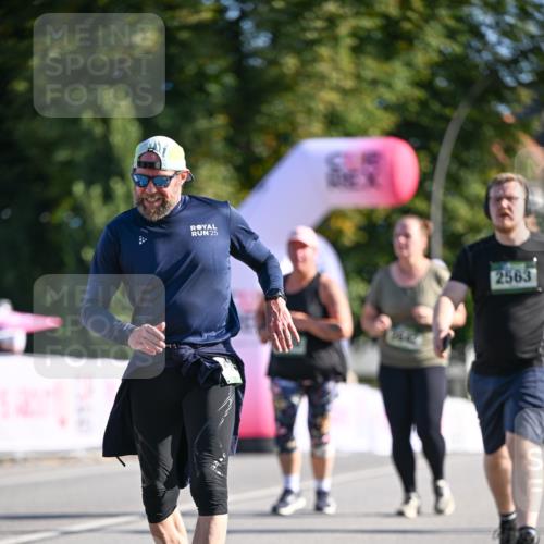 07.09.2025 - BARMER Alsterlauf Dr. Thomas Lammeyer http://msf.ph/oto/8716918 07.09.2025 09:56:42 Laufen 25, 2563 meine-sportfotos.de
