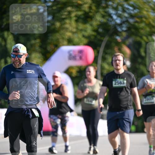 07.09.2025 - BARMER Alsterlauf Dr. Thomas Lammeyer http://msf.ph/oto/8716919 07.09.2025 09:56:43 Laufen 25, 2563 meine-sportfotos.de