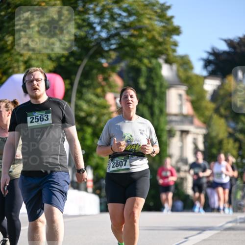 07.09.2025 - BARMER Alsterlauf Dr. Thomas Lammeyer http://msf.ph/oto/8716930 07.09.2025 09:56:44 Laufen 2563, 2807, 10 meine-sportfotos.de