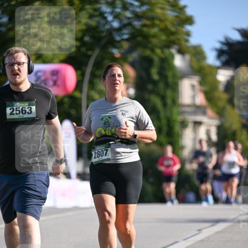 07.09.2025 - BARMER Alsterlauf Dr. Thomas Lammeyer http://msf.ph/oto/8716944 07.09.2025 09:56:46 Laufen 36, 2563, 19, 2807 meine-sportfotos.de