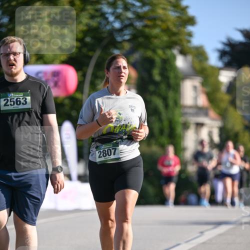 07.09.2025 - BARMER Alsterlauf Dr. Thomas Lammeyer http://msf.ph/oto/8716946 07.09.2025 09:56:46 Laufen 2563, 2807, 10 meine-sportfotos.de