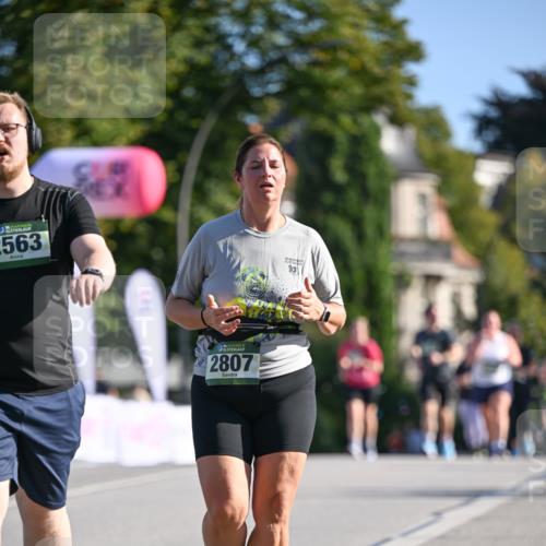 07.09.2025 - BARMER Alsterlauf Dr. Thomas Lammeyer http://msf.ph/oto/8716949 07.09.2025 09:56:46 Laufen 563, 35, 2807, 19 meine-sportfotos.de