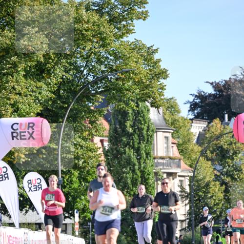 07.09.2025 - BARMER Alsterlauf Dr. Thomas Lammeyer http://msf.ph/oto/8716963 07.09.2025 09:56:52 Laufen 3324, 248, 4388, 4804, 4629, 1145 meine-sportfotos.de