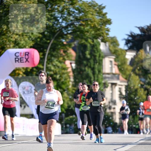 07.09.2025 - BARMER Alsterlauf Dr. Thomas Lammeyer http://msf.ph/oto/8716978 07.09.2025 09:56:55 Laufen 1324, 4804, 2848, 2001 meine-sportfotos.de