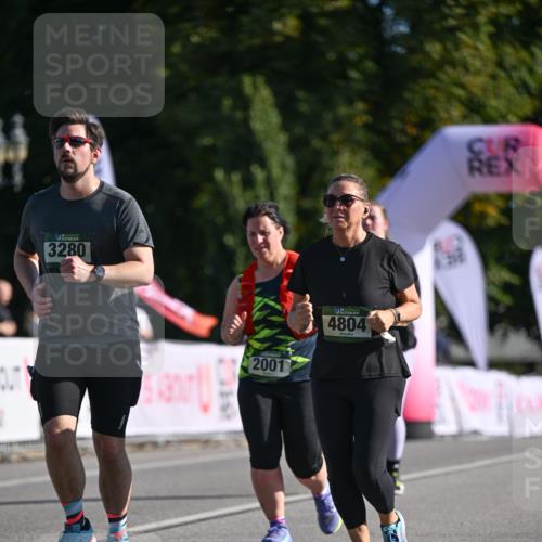 07.09.2025 - BARMER Alsterlauf Dr. Thomas Lammeyer http://msf.ph/oto/8717019 07.09.2025 09:57:01 Laufen 3280, 2318, 2001, 4804 meine-sportfotos.de