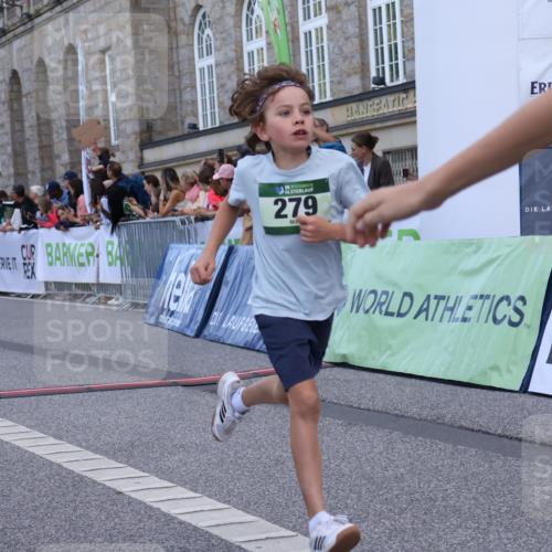 07.09.2025 - BARMER Alsterlauf Strokosch-Dieckow http://msf.ph/oto/8717058 07.09.2025 10:50:44 Ziel 166, 270, 279, 283, 308, 310, 434, 450 meine-sportfotos.de