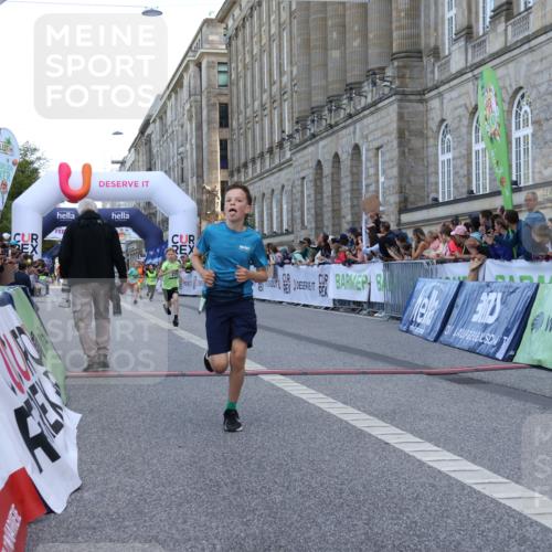 07.09.2025 - BARMER Alsterlauf Strokosch-Dieckow http://msf.ph/oto/8717063 07.09.2025 10:50:47 Ziel 270, 279, 283, 310, 313, 408, 450 meine-sportfotos.de