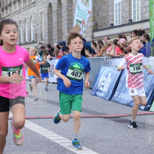 07.09.2025 - BARMER Alsterlauf Strokosch-Dieckow http://msf.ph/oto/8717094 07.09.2025 10:51:01 Ziel 151, 157, 162, 167, 193, 196, 251, 268, 295, 407, 437, 441, 8071, 8073, 8381 meine-sportfotos.de