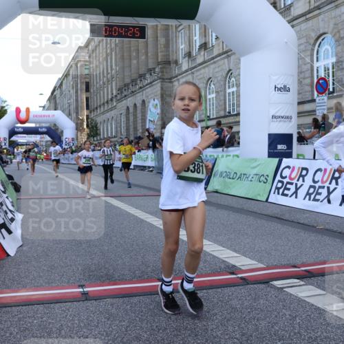 07.09.2025 - BARMER Alsterlauf Strokosch-Dieckow http://msf.ph/oto/8717108 07.09.2025 10:51:06 Ziel 157, 162, 163, 171, 193, 196, 216, 251, 295, 320, 437, 441, 8071, 8073, 8194, 8233, 8381 meine-sportfotos.de