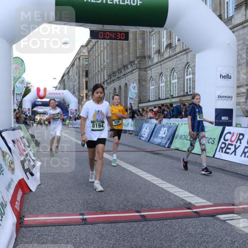 07.09.2025 - BARMER Alsterlauf Strokosch-Dieckow http://msf.ph/oto/8717119 07.09.2025 10:51:11 Ziel 162, 163, 171, 193, 216, 251, 295, 318, 320, 335, 336, 431, 449, 8194, 8233 meine-sportfotos.de