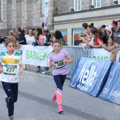 07.09.2025 - BARMER Alsterlauf Strokosch-Dieckow http://msf.ph/oto/8717255 07.09.2025 10:52:23 Ziel 154, 175, 206, 212, 221, 237, 284, 299, 330, 360, 398, 8298, 8480, 8487 meine-sportfotos.de