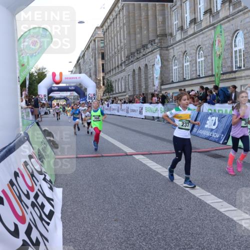 07.09.2025 - BARMER Alsterlauf Strokosch-Dieckow http://msf.ph/oto/8717259 07.09.2025 10:52:24 Ziel 154, 155, 168, 175, 212, 221, 237, 284, 299, 330, 360, 382, 385, 398, 8298, 8451, 8480, 8487 meine-sportfotos.de