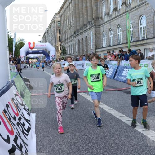 07.09.2025 - BARMER Alsterlauf Strokosch-Dieckow http://msf.ph/oto/8717277 07.09.2025 10:52:32 Ziel 154, 155, 168, 175, 212, 221, 284, 329, 382, 385, 414, 429, 8280, 8298, 8392, 8451, 8487 meine-sportfotos.de