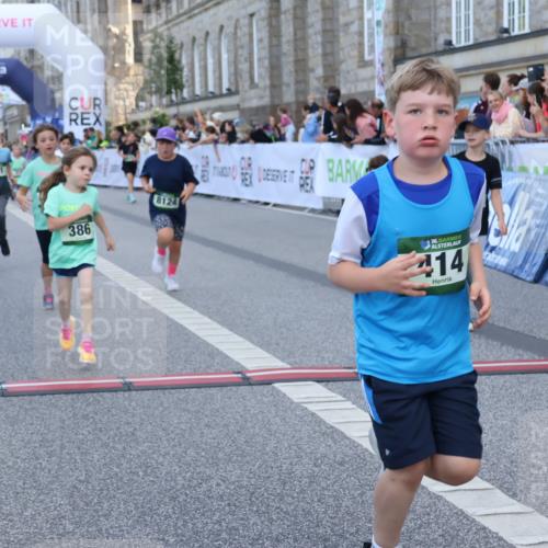 07.09.2025 - BARMER Alsterlauf Strokosch-Dieckow http://msf.ph/oto/8717292 07.09.2025 10:52:39 Ziel 187, 194, 301, 341, 371, 386, 414, 429, 8124, 8392 meine-sportfotos.de