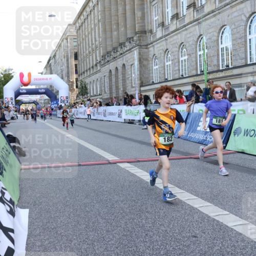 07.09.2025 - BARMER Alsterlauf Strokosch-Dieckow http://msf.ph/oto/8717317 07.09.2025 10:52:53 Ziel 161, 181, 182, 195, 200, 215, 255, 328 meine-sportfotos.de