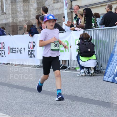 07.09.2025 - BARMER Alsterlauf Strokosch-Dieckow http://msf.ph/oto/8717377 07.09.2025 10:53:20 Ziel 159, 185, 243, 248, 281, 304, 305, 321, 447, 8087 meine-sportfotos.de