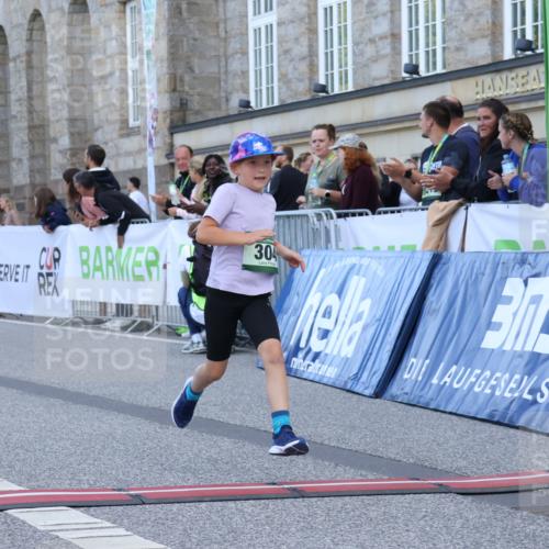 07.09.2025 - BARMER Alsterlauf Strokosch-Dieckow http://msf.ph/oto/8717378 07.09.2025 10:53:21 Ziel 159, 185, 243, 281, 304, 321, 447, 8087, 8103 meine-sportfotos.de