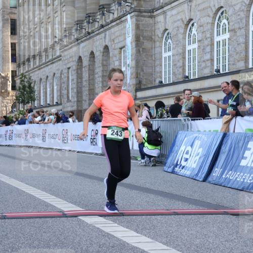 07.09.2025 - BARMER Alsterlauf Strokosch-Dieckow http://msf.ph/oto/8717382 07.09.2025 10:53:23 Ziel 185, 243, 304, 321, 447, 8103 meine-sportfotos.de