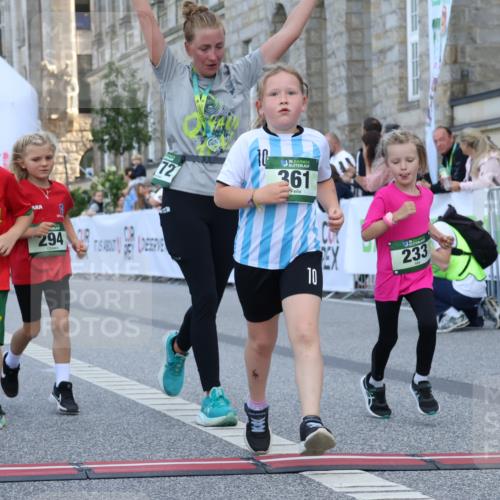 07.09.2025 - BARMER Alsterlauf Strokosch-Dieckow http://msf.ph/oto/8717425 07.09.2025 10:53:45 Ziel 233, 249, 252, 294, 324, 325, 333, 337, 356, 361, 363 meine-sportfotos.de