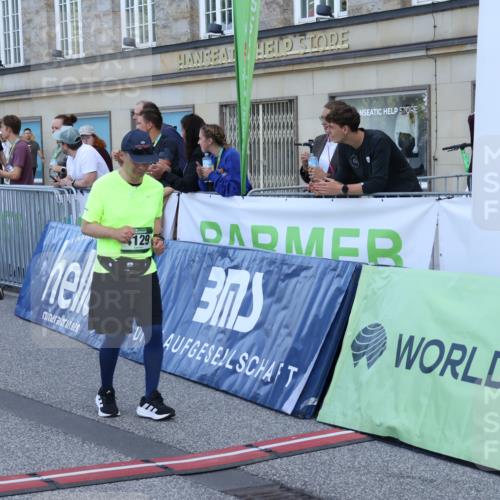 07.09.2025 - BARMER Alsterlauf Strokosch-Dieckow http://msf.ph/oto/8717445 07.09.2025 10:54:06 Ziel 340, 351, 353, 4129 meine-sportfotos.de