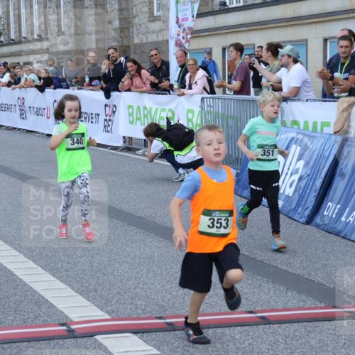 07.09.2025 - BARMER Alsterlauf Strokosch-Dieckow http://msf.ph/oto/8717448 07.09.2025 10:54:08 Ziel 340, 351, 353, 4129 meine-sportfotos.de