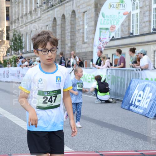 07.09.2025 - BARMER Alsterlauf Strokosch-Dieckow http://msf.ph/oto/8717455 07.09.2025 10:54:24 Ziel 247, 2997, 8086 meine-sportfotos.de