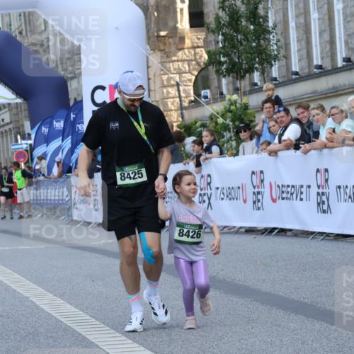07.09.2025 - BARMER Alsterlauf Strokosch-Dieckow http://msf.ph/oto/8717472 07.09.2025 10:54:45 Ziel 8426 meine-sportfotos.de