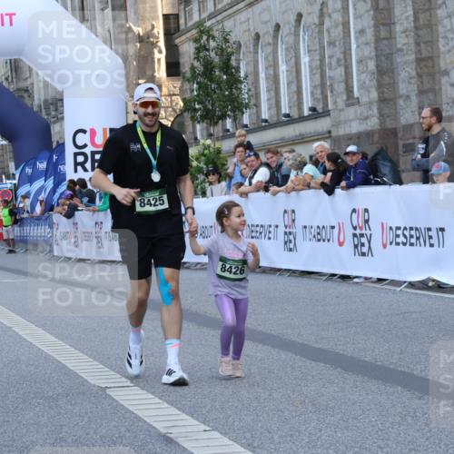 07.09.2025 - BARMER Alsterlauf Strokosch-Dieckow http://msf.ph/oto/8717473 07.09.2025 10:54:46 Ziel 8426 meine-sportfotos.de