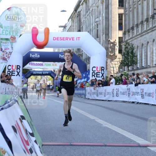 07.09.2025 - BARMER Alsterlauf Strokosch-Dieckow http://msf.ph/oto/8717508 07.09.2025 11:15:58 Ziel  meine-sportfotos.de