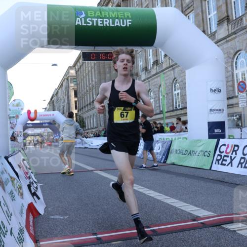 07.09.2025 - BARMER Alsterlauf Strokosch-Dieckow http://msf.ph/oto/8717513 07.09.2025 11:16:00 Ziel  meine-sportfotos.de