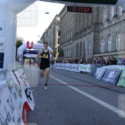 07.09.2025 - BARMER Alsterlauf Strokosch-Dieckow http://msf.ph/oto/8717543 07.09.2025 11:17:00 Ziel  meine-sportfotos.de