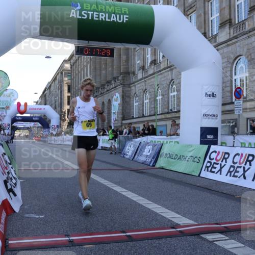 07.09.2025 - BARMER Alsterlauf Strokosch-Dieckow http://msf.ph/oto/8717568 07.09.2025 11:17:27 Ziel  meine-sportfotos.de