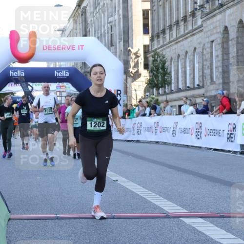 07.09.2025 - BARMER Alsterlauf Strokosch-Dieckow http://msf.ph/oto/8717591 07.09.2025 11:49:45 Ziel  meine-sportfotos.de