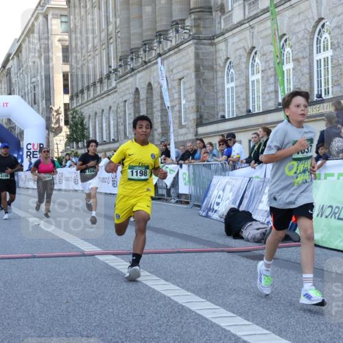 07.09.2025 - BARMER Alsterlauf Strokosch-Dieckow http://msf.ph/oto/8717612 07.09.2025 11:51:43 Ziel  meine-sportfotos.de