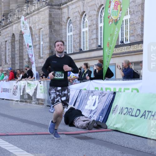 07.09.2025 - BARMER Alsterlauf Strokosch-Dieckow http://msf.ph/oto/8717638 07.09.2025 11:54:05 Ziel  meine-sportfotos.de