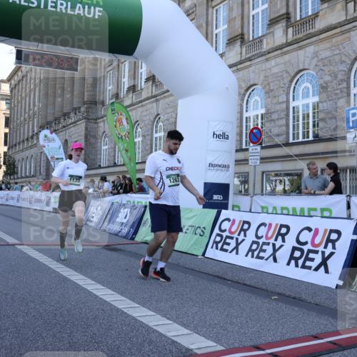 07.09.2025 - BARMER Alsterlauf Strokosch-Dieckow http://msf.ph/oto/8717654 07.09.2025 11:54:48 Ziel  meine-sportfotos.de