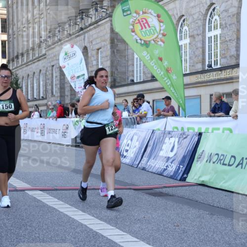 07.09.2025 - BARMER Alsterlauf Strokosch-Dieckow http://msf.ph/oto/8717675 07.09.2025 11:55:15 Ziel  meine-sportfotos.de