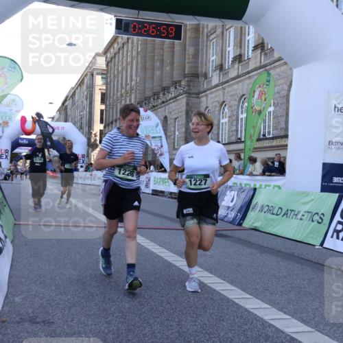 07.09.2025 - BARMER Alsterlauf Strokosch-Dieckow http://msf.ph/oto/8717736 07.09.2025 11:56:56 Ziel  meine-sportfotos.de