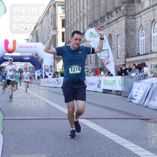 07.09.2025 - BARMER Alsterlauf Strokosch-Dieckow http://msf.ph/oto/8717744 07.09.2025 11:57:10 Ziel  meine-sportfotos.de