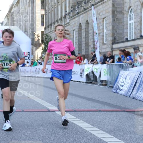 07.09.2025 - BARMER Alsterlauf Strokosch-Dieckow http://msf.ph/oto/8717759 07.09.2025 11:58:19 Ziel  meine-sportfotos.de