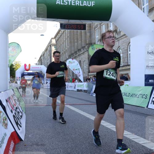 07.09.2025 - BARMER Alsterlauf Strokosch-Dieckow http://msf.ph/oto/8717794 07.09.2025 11:58:55 Ziel  meine-sportfotos.de