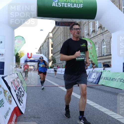07.09.2025 - BARMER Alsterlauf Strokosch-Dieckow http://msf.ph/oto/8717795 07.09.2025 11:58:56 Ziel  meine-sportfotos.de