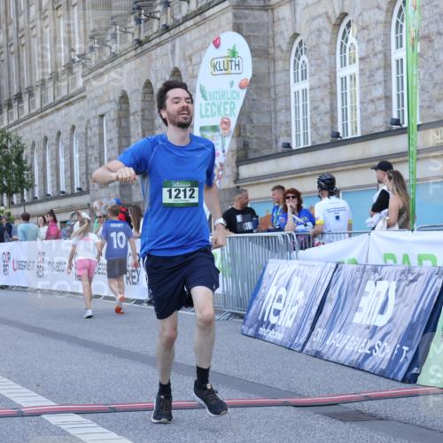 07.09.2025 - BARMER Alsterlauf Strokosch-Dieckow http://msf.ph/oto/8717910 07.09.2025 12:00:35 Ziel  meine-sportfotos.de