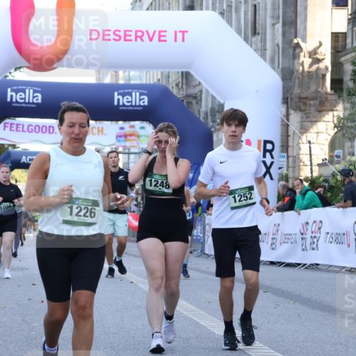 07.09.2025 - BARMER Alsterlauf Strokosch-Dieckow http://msf.ph/oto/8717944 07.09.2025 12:00:58 Ziel  meine-sportfotos.de